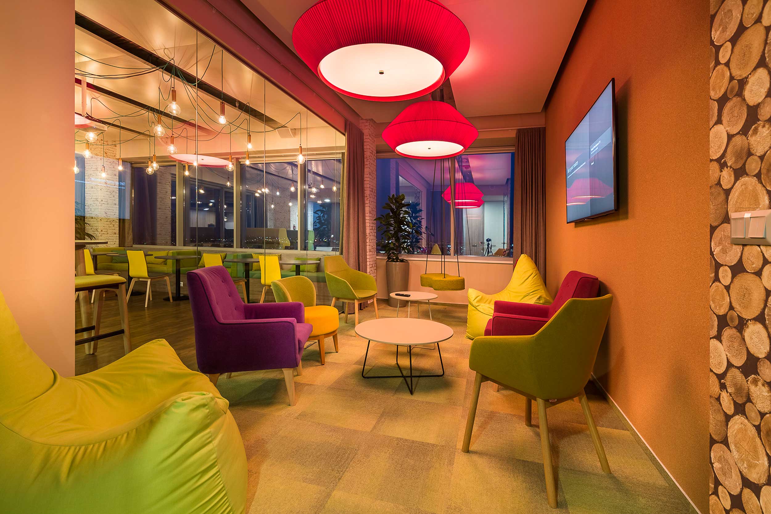 Návrh kancelárií Dentsu